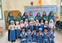 Ketua TP PKK Sinjai Turun Langsung Edukasi Imunisasi Campak