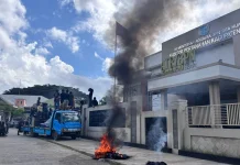 Massa Demo di BPN Bone Tuntut Perbaikan Layanan