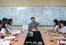 Praktisi Pendidikan : Guru Harus Menjadi Fasilitator Pembelajaran untuk Survive