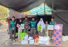Wahdah Inspirasi Zakat Bone Bantu Korban Kebakaran Walimpong