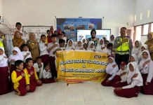 Police Goes to School, Polantas Bone Edukasi Siswa SD Maccope