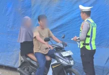Satlantas Bone Tegur Simpatik Pelanggar Lalu Lintas