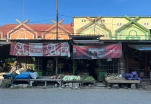 Harga Cabai  Merah di Bone Naik, Komoditas Lain Turun