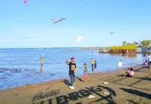 Lomba Layang-Layang Jadi Daya Tarik Festival Gau Puka Renreng Sinjai
