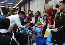 Tangis Haru Iringi Keberangkatan 385 Jemaah Calon Haji Bone