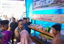 Kendalikan Inflasi Desa, Wakil Bupati Bone Buka Pasar Murah BerAmal di Sibulue