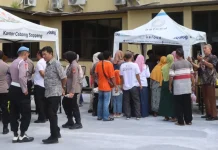 Polres Soppeng Gelar Pangan Murah untuk Bantu Warga