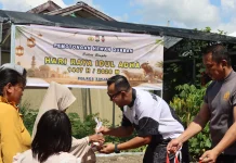Polres Sinjai Sembelih 11 Sapi Kurban, Dibagikan ke Warga Kurang Mampu