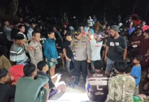 Polres Bone Berhasil Evakuasi Puluhan Warga yang Terdampak Banjir