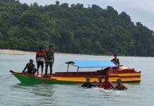 Seorang Pemuda Tenggelam di Pantai Tete Tonra saat Selamatkan Keluarga