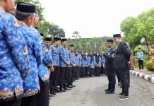 Serahkan SK PNS Formasi 2024, Bupati Bone Ingatkan ASN Jauhi Narkoba