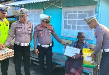 Sambut Hari Bhayangkara, Satlantas Polres Sinjai Bagikan Sembako