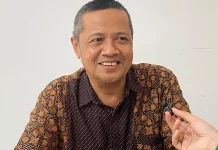 Perlahan Menepi dan Terasing, Bahasa Bugis Menjemput Senjanya