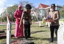 Polres Soppeng Ziarah Peringati Hari Bhayangkara Ke-80