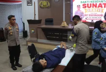 Polres Soppeng Gelar Sunat Gratis Sambut Hari Bhayangkara Ke-80