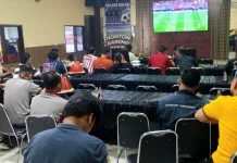 Polres Sinjai Pererat Kemitraan dengan Media dan Warga lewat Nobar Piala Dunia