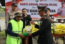 Polres Soppeng Salurkan Beras SPHP ke Masyarakat, Peringati Hari Bhayangkara