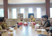 Wabup Bone Percepat Perizinan Program Ayam Terintegrasi Camming