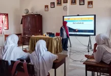 Relima Sinjai Kenalkan Metode Belajar Digital Bahasa Inggris di SD 53 Kalamisu