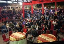 Wabup Bone Nobar Semifinal Piala Dunia bersama Warga