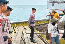 Tim SAR Brimob Bone Patroli Humanis Jaga Keselamatan Pelabuhan