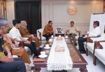 Wabup Bone Bahas Penguatan Ketenagakerjaan Bersama Menaker RI