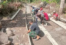 Satgas TMMD Bone Kebut Rabat Beton Akses Jembatan Gantung di Bontocani