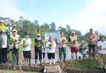 Bupati Sinjai Pimpin Tanam Padi Serentak di Lahan 2.260 Hektare