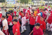Kemenag Bone Semarakkan HUT RI dengan Jalan Santai Bersama