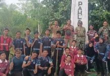Koramil Kajuara Bersihkan Makam Pahlawan Sambut HUT Kemerdekaan Republik Indone