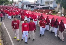 Bendera Merah Putih 81 Meter Karya Siswa MAN 1 Sinjai Warnai Pawai Kemenag