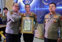 Polres Bone Raih Penghargaan Pelayanan Prima Nilai A
