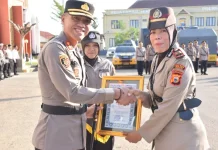 Kapolres Bone Beri Reward 19 Personel Pengungkap Sabu