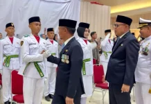 Bupati Bone Titip Pesan Kepada 70 Paskibraka: Jaga Merah Putih