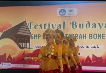 FESTARA SMP Islam Athirah Bone Resmi Dibuka, Usung Tema Pelestarian Budaya
