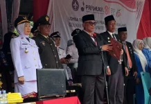 H. Muslimin Bacakan Teks Proklamasi Peringatan HUT Ke-81 RI Bontocani
