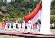 Upacara HUT ke-81 RI Berlangsung Khidmat di Alun-Alun Sinjai Bersatu