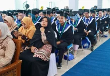 Sebanyak 239 Lulusan UIAD Sinjai Resmi Sandang Gelar Sarjana dan Magister