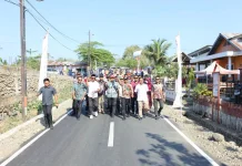Bupati Bone Resmikan Pembangunan Jalan Aspal Camming-Bune Talumae