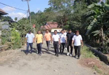 Bupati Bone Tinjau Rencana Pembangunan Jalan Paving Blok di Barebbo