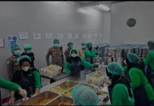 Polsek Tellu Siattinge Kawal MBG, 2.270 Warga Terima Makanan