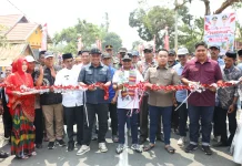 Bupati Bone Resmikan Jalan BERAMAL Ruas Camming-Bune-Talumae
