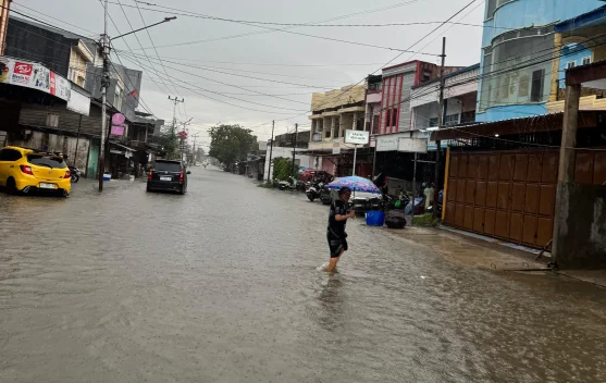 Hujan Deras, Sejumlah Ruas Jalan di Watampone Tergenang