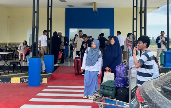 Arus Mudik Lebaran Mulai Terlihat di Bandara Arung Palakka