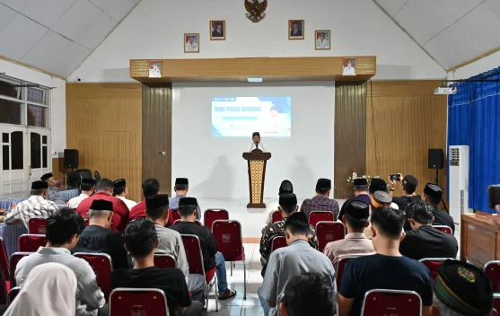 Disdik Sinjai Buka Puasa Bersama Jurnalis dan OKP