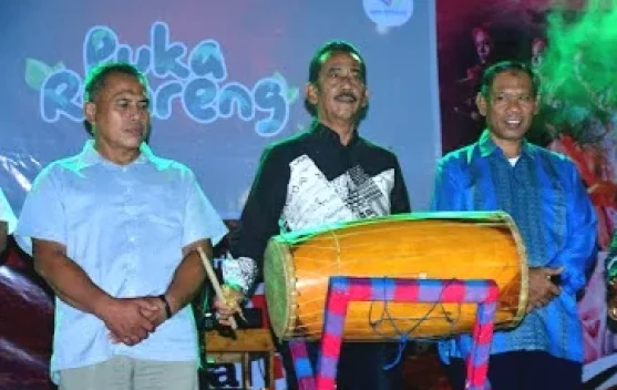 Buka Gau Puka Renreng, Sekda Sinjai Ajak Warga Perkuat Budaya Hadapi Modernisasi