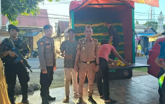 Pemerintah Kecamatan Tanete Riattang Timur Salurkan Bantuan Mentan untuk 933 KK