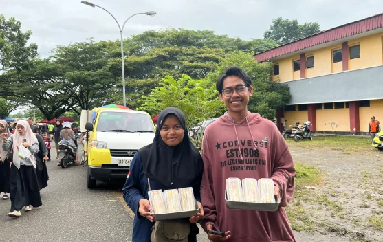 Mahasiswa IAIN Bone Kembangkan UMKM Sandwich Sehat Halal