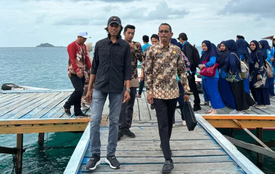 Plt. Kadis Kesehatan Sinjai Tinjau Layanan Kesehatan di Pulau Terpencil