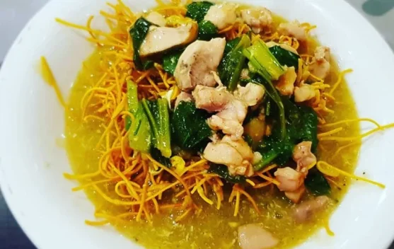 Sensasi Renyah Mie Titi, Kuliner Khas Makassar yang Bikin Nagih